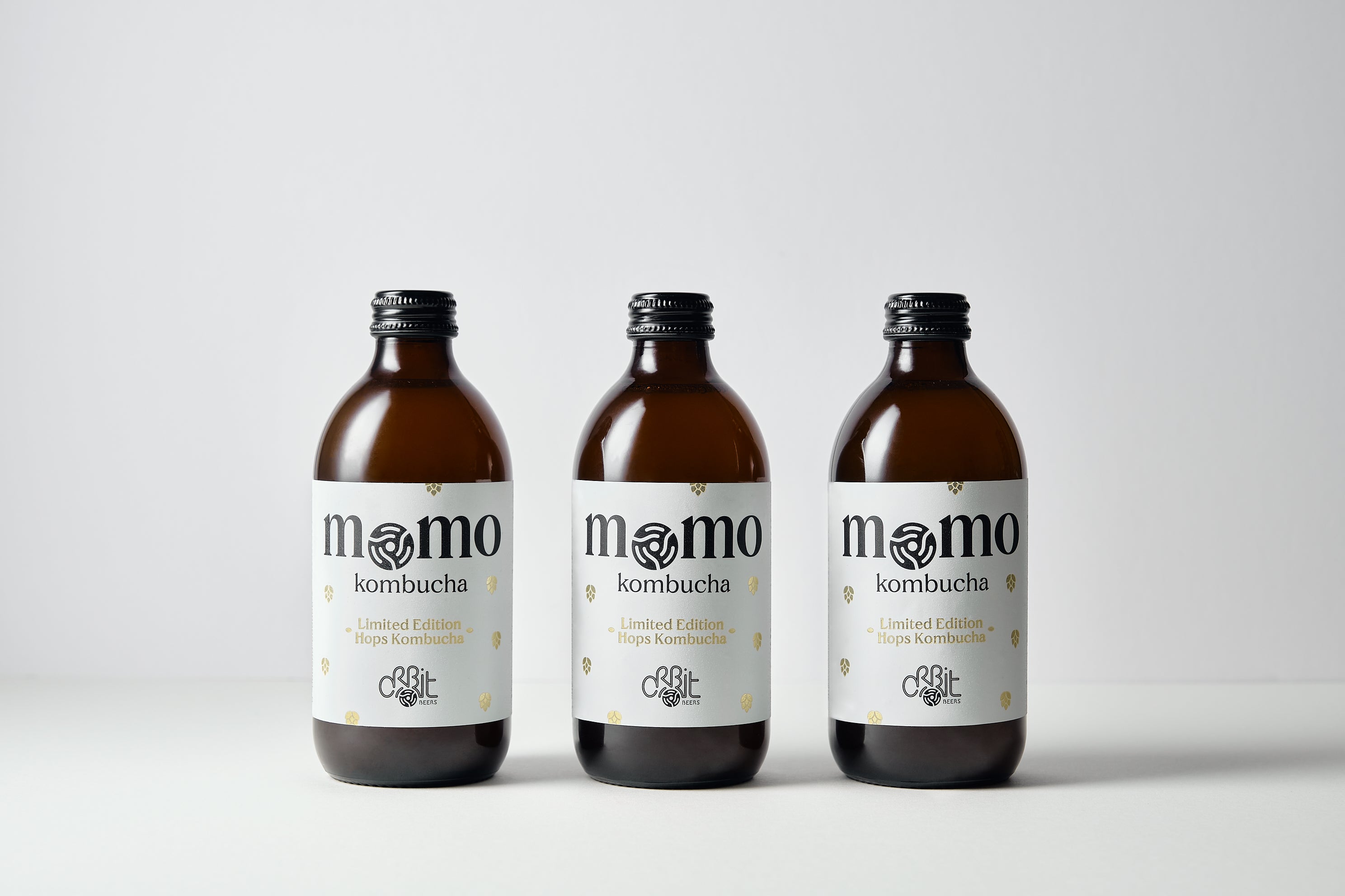 Hops-MomoKombucha-AdriannaGiakoumis-9Nov2023-MediumRes-07.jpg