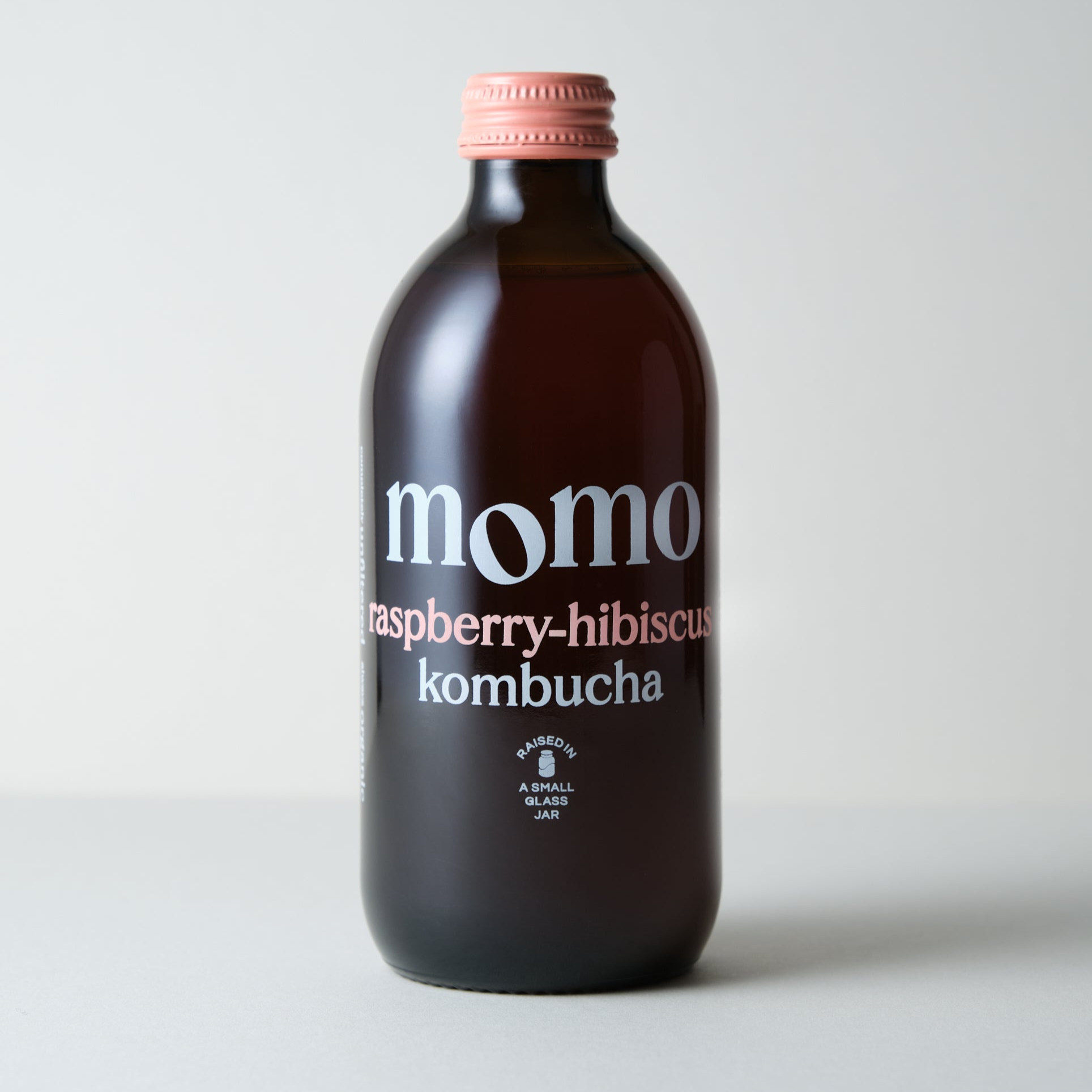 Momo_Kombucha_-_Oct_2023_-_Adrianna_Giakoumis_-_02.png