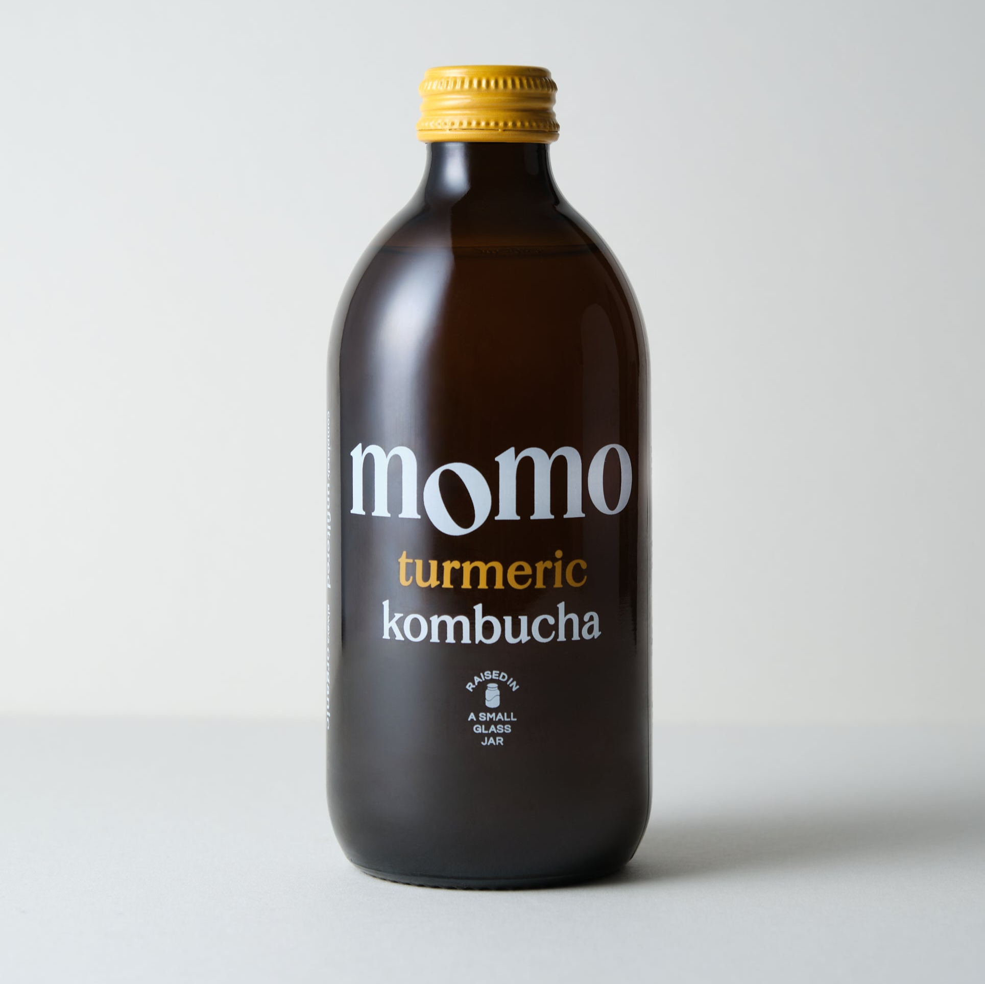 Momo_Kombucha_-_Oct_2023_-_Adrianna_Giakoumis_-_04.png